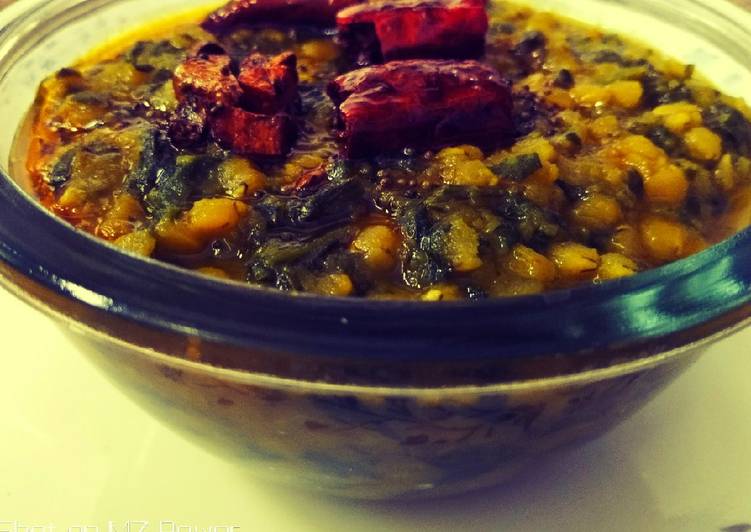 How to Prepare Homemade Dal palak tadaka