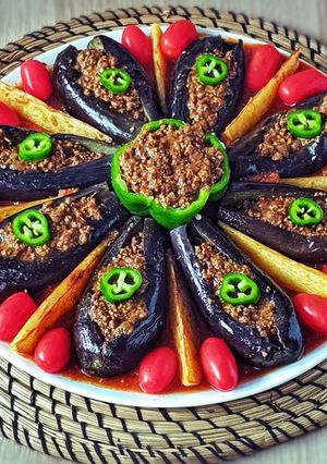 صورة لوصفة مسقعة باذنجان باللحم المفروم