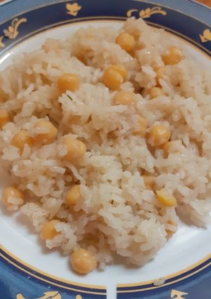 صورة لوصفة الأرز بالحمص