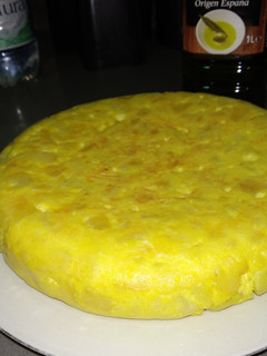 Una foto de Tortilla de patatas para mis niñ@s