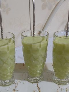 عکسی از دستور اسموتی شیر موز طالبی