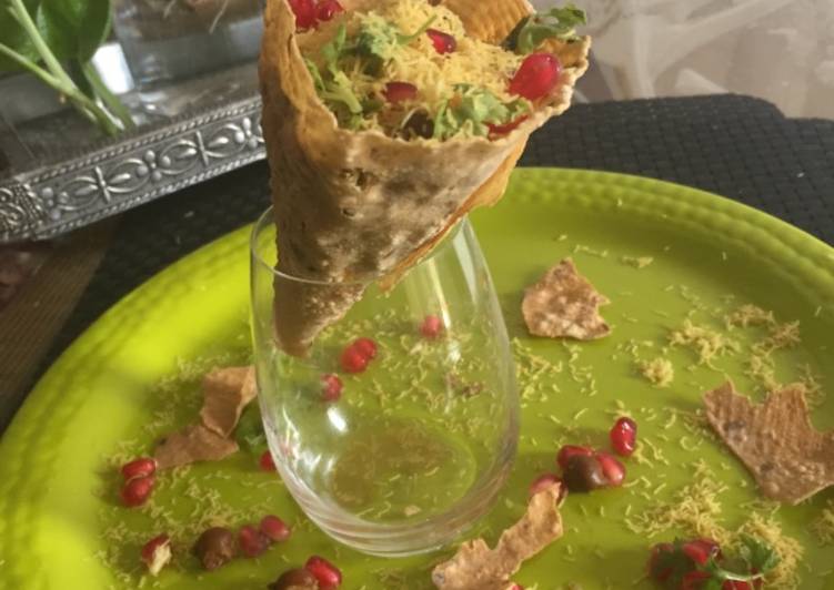 Recipe of Speedy Papad cone chaat