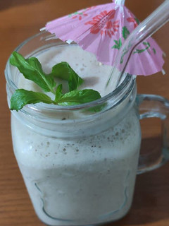 عکسی از دستور اسموتی کیوی و توت فرنگی 🥝🍓