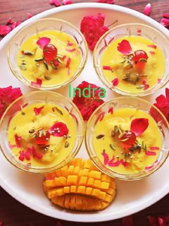 कस्टर्ड मैंगो डेजर्ट (Custard Mango dessert recipe in Hindi) रेसिपी मुख्य फोटो