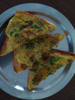 A picture of Spinach bread toast.