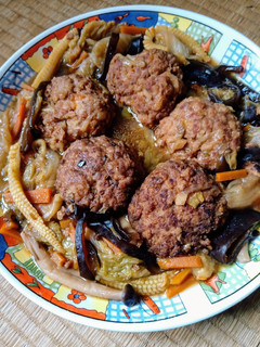 紅燒獅子頭(宴客菜)(年菜料理)(清冰箱料理) 的食譜成品照片