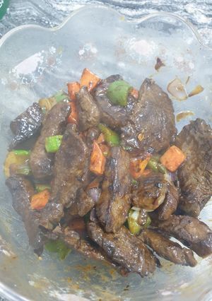 A picture of Stir Fry (beef and vegies).