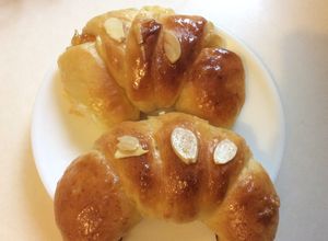 Hình của món Bánh mì cua.