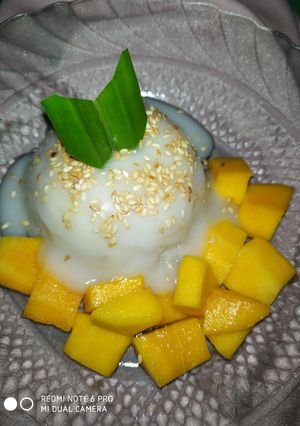 Foto resep Manggo Sticky Rice ala UmmuHanimut