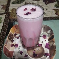 A picture of Roohafza Shake.