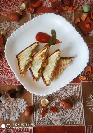 A picture of Tricolor Toast.