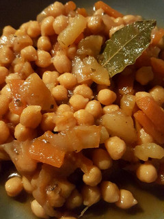 Una foto de Garbanzos con vegetales