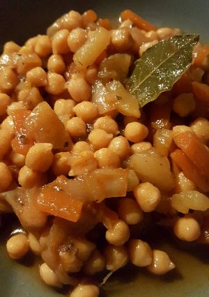 Una foto de Garbanzos con vegetales