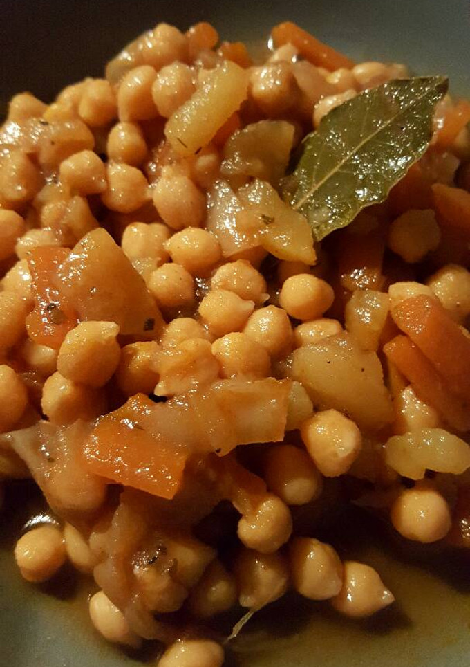 Una foto de Garbanzos con vegetales