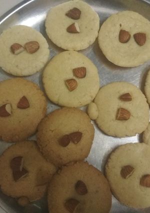 A picture of Homemade biscuits.