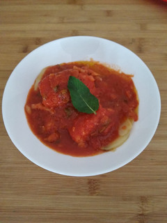 Una foto de Bacalao con tomate