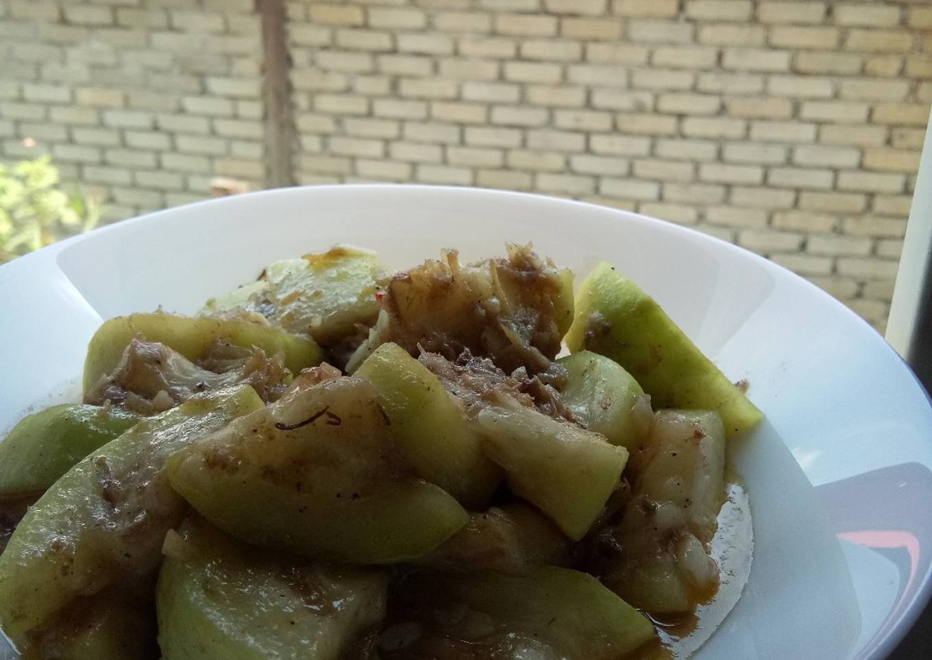 Labu air masak lada hitam dan ikan bilis