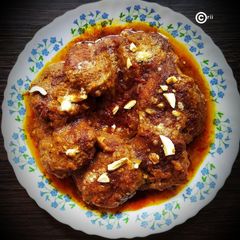 A picture of Echor ER kofta curry jackfruit meat balls.