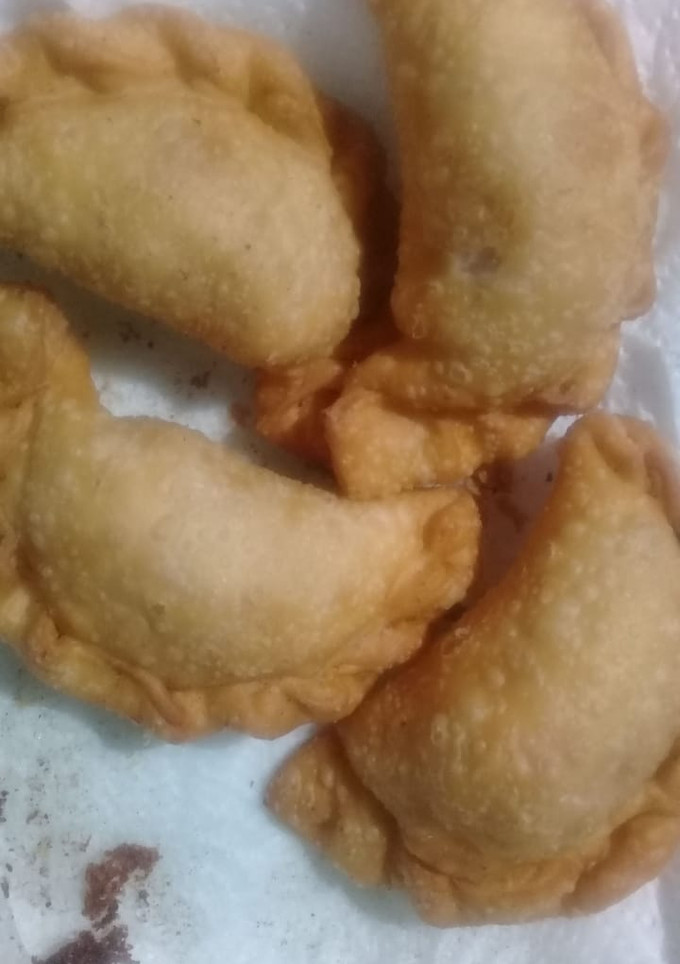 Una foto de Empanadas de carne fritas
