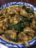 “ไก่ผัดพริกแกงใต้โหรพา”