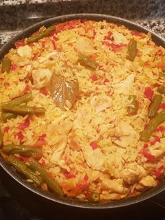 Una foto de Arroz con pollo (aprovechamiento)
