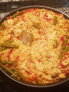 Una foto de Arroz con pollo (aprovechamiento)