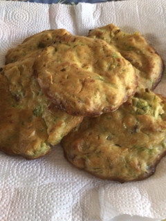 Una foto de Tortitas de calabacín