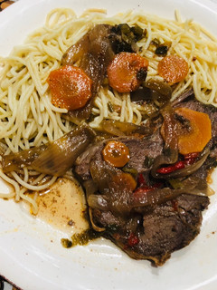 Una foto de Carne adobada en olla lenta