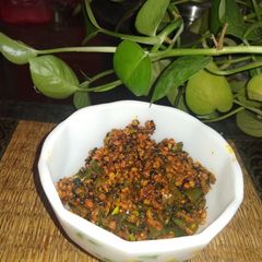 A picture of Mirchi ka koota.