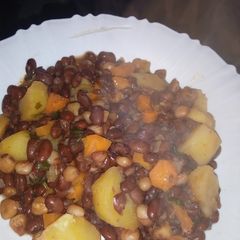 A picture of Githeri with potatoes.
