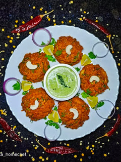 A picture of Podi Masala Rava Idli.