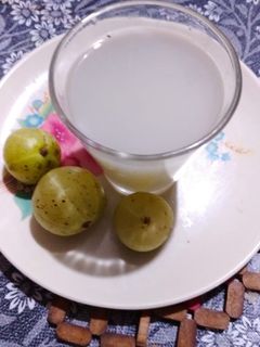 આમળાનું જ્યુસ(Amla Juice recipe in Gujarati) રેસીપી મુખ્ય ફોટો