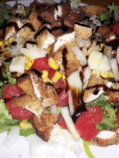 Una foto de Ensalada de Pollo