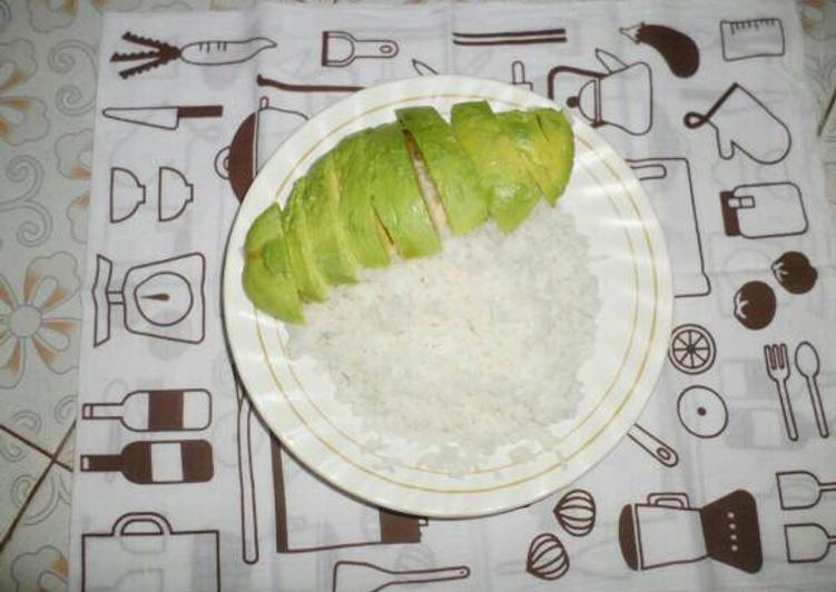 Steps to Make Quick Plain rice served with avocado