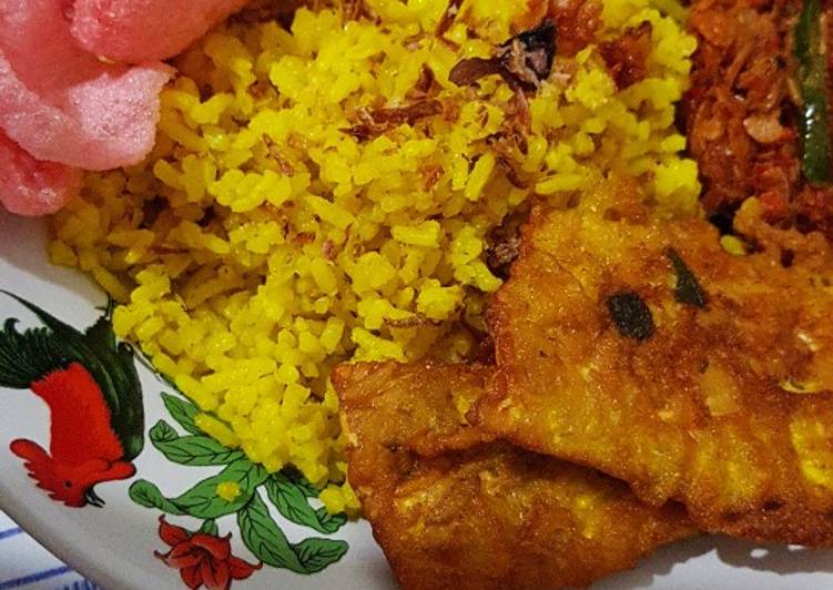 Nasi Kuning