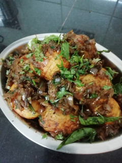 முட்டை மிளகு வறுவல்(egg pepper fry recipe in tamil) செய்முறை முக்கிய புகைப்படம்