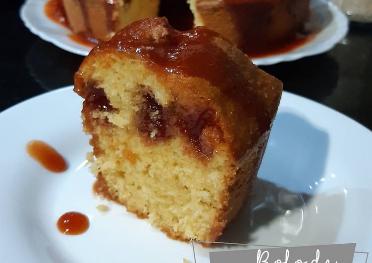 Recipe of Ultimate Bolo de fubá com cobertura de calda de Goiabada