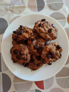 Una foto de Cookies de plátano y avena