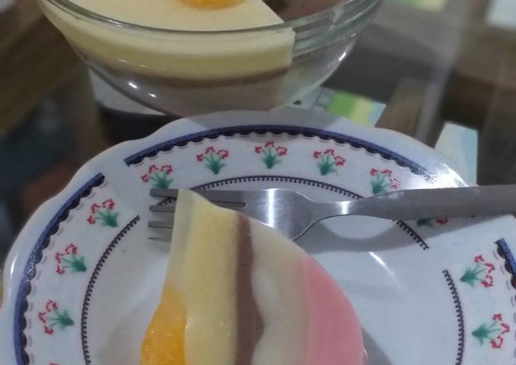 Puding lembut 5 lapis