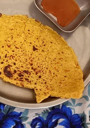 बेसन का चीला (Besan ka cheela recipe in hindi) रेसिपी मुख्य फोटो