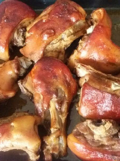 Una foto de Cochinillo al horno