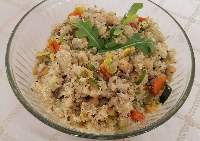 Step-by-Step Guide to Prepare Quick Roasted Vegetable Quinoa