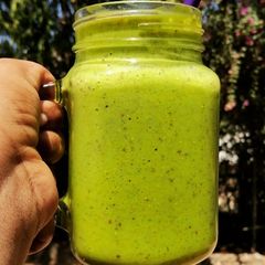 A picture of Healthy Green smoothie.