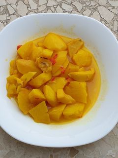 Una foto de Guiso o estofado de choco con patatas