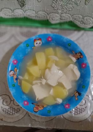 Foto resep Mpasi 11 bulan sederhana. Sop kentang tahu + kaldu ceker