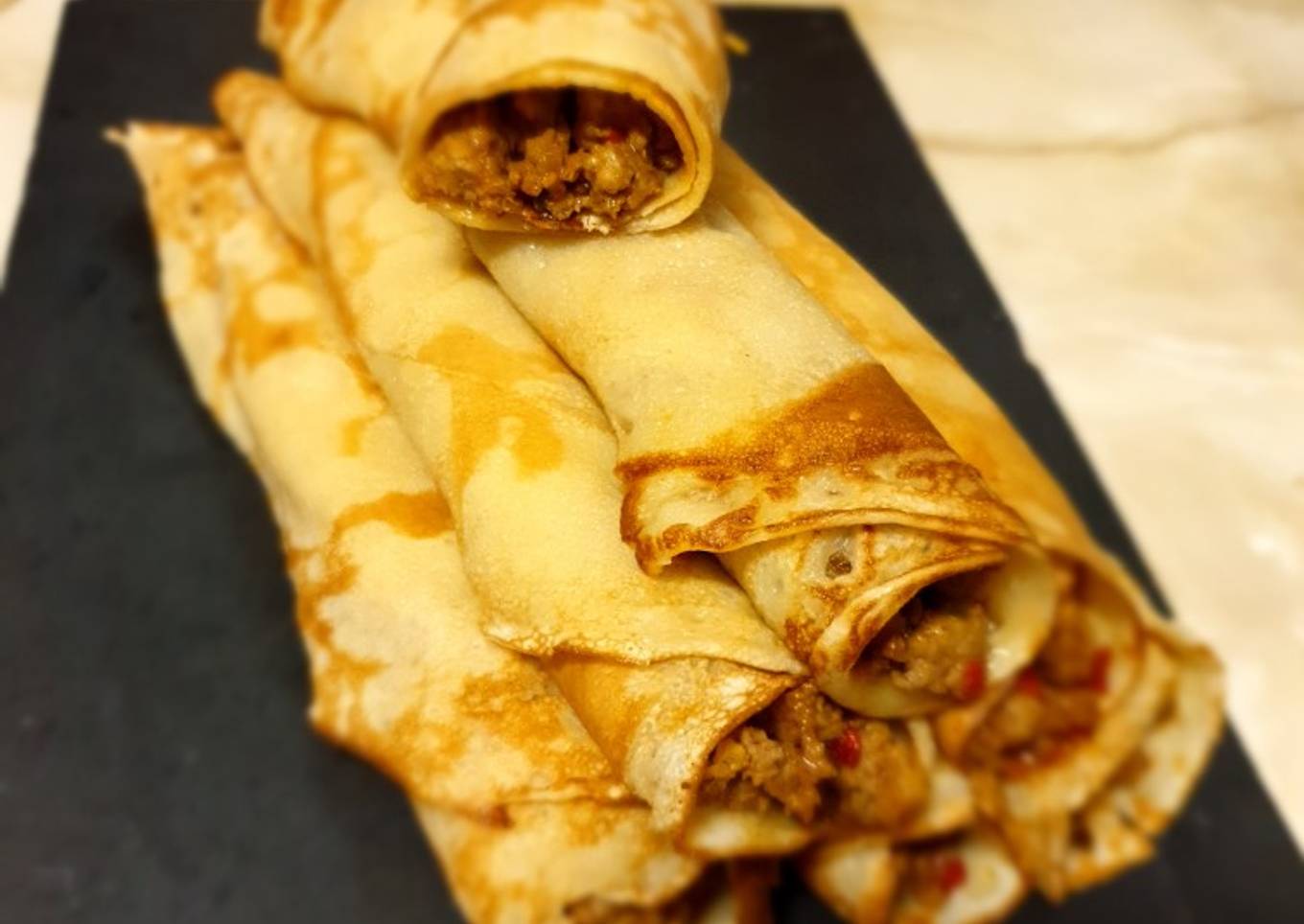 Creps rellenos de carne