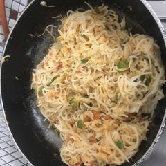 A picture of Bengali Noodles (Chowmein).