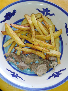 Una foto de Papas fritas de mamá