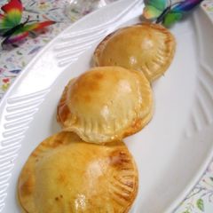 A picture of Chicken patties.