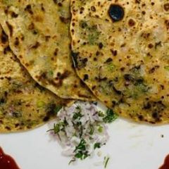 Crispy Onion Paratha A picture of Crispy Onion Paratha.